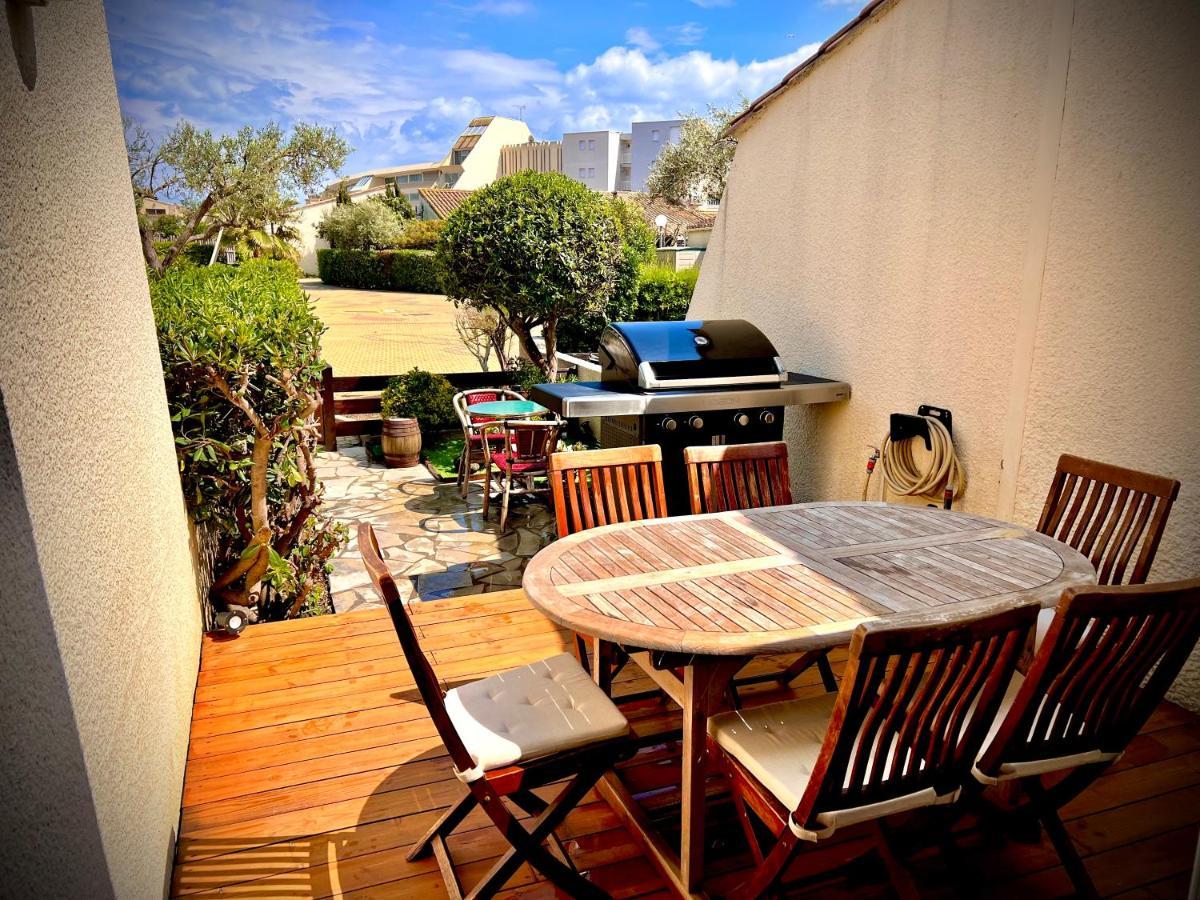 Appartement Mezzanine/Jardin/Terrasse Village Naturiste Agde Exteriör bild